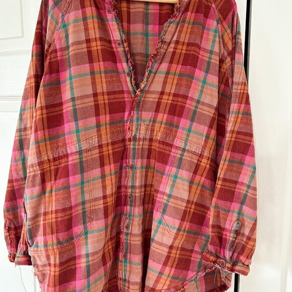 Free People We The Free Summer Daydream Plaid Button Up Shirt Berry Oversized M - Picture 6 of 9